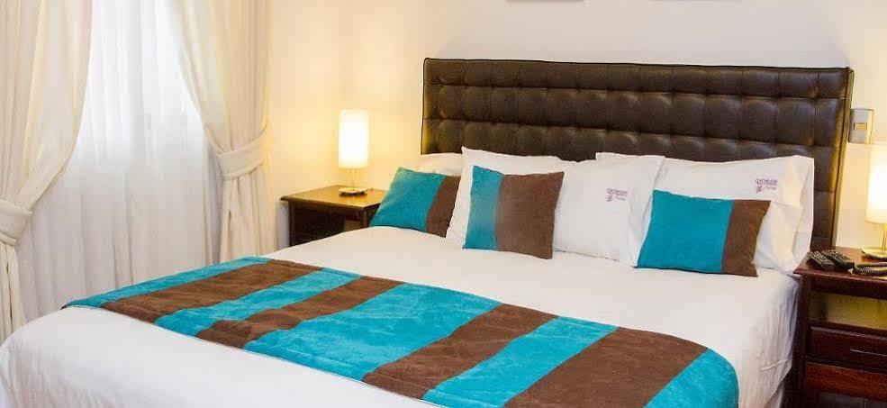 Santiago Town Suites Экстерьер фото